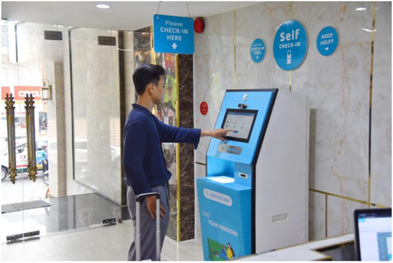 70-du-khach-se-bo-qua-quay-le-de-check-in-online-tan-su-troi-day-cua-cac-khach-san-thong-minh-1 Khách sạn không quầy lễ tân sẽ trở thành xu hướng trong tương lai.